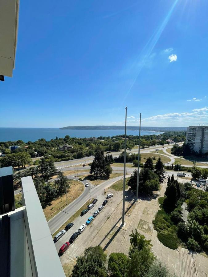 Apartamento Sky Symphony Varna Exterior foto