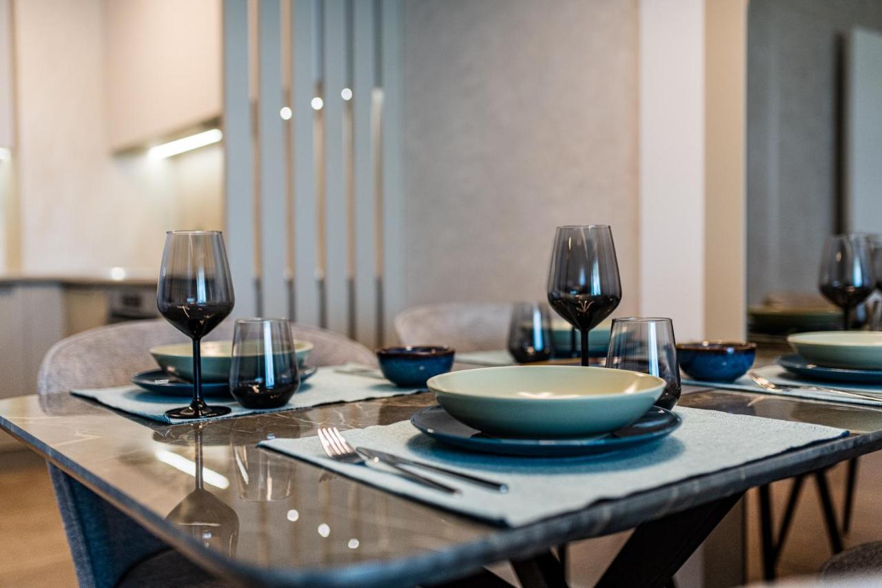 Apartamento Sky Symphony Varna Exterior foto