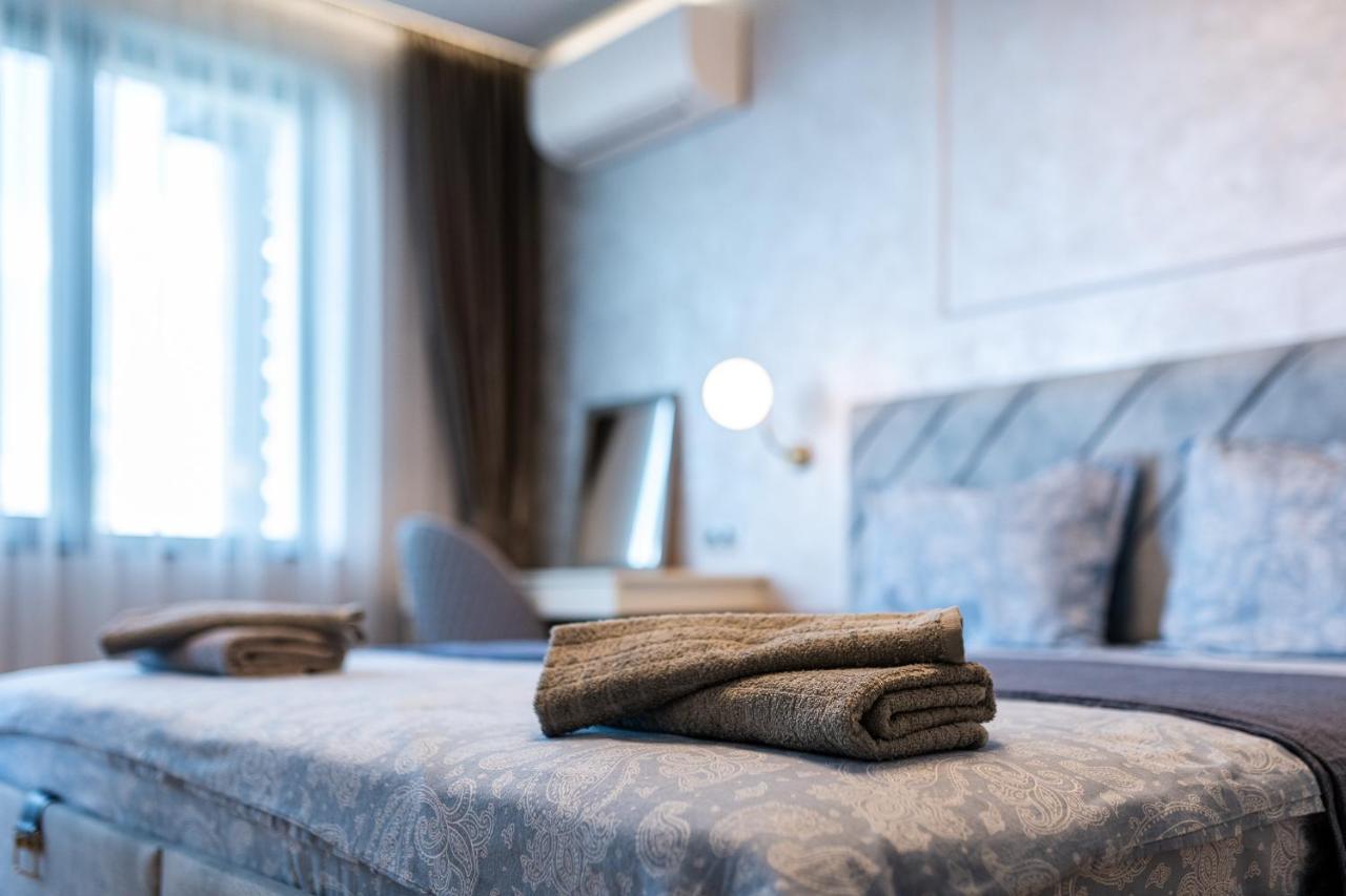 Apartamento Sky Symphony Varna Exterior foto
